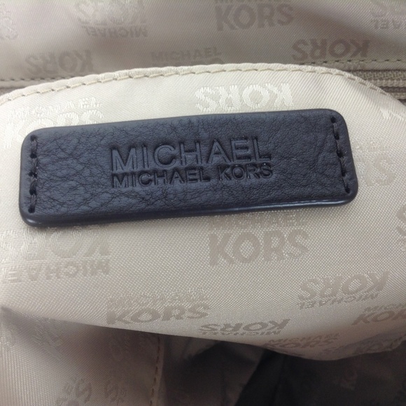 Michael Kors Brown Hudson Tote Satchel Handbag - Picture 8 of 8